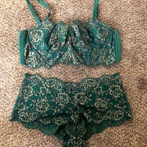 Bra and panty set